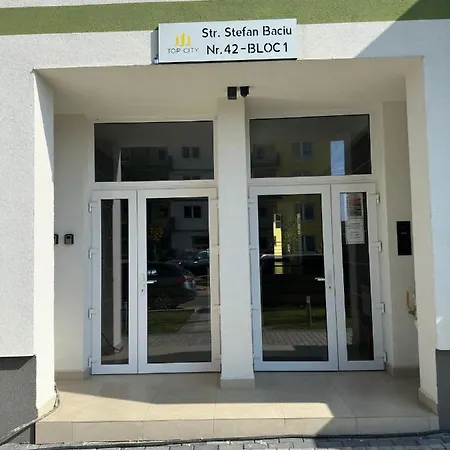 Coresi Mall Luxury Apartmán